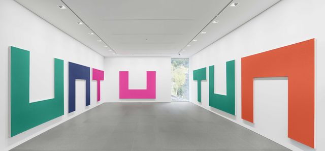 The kitchen paintings